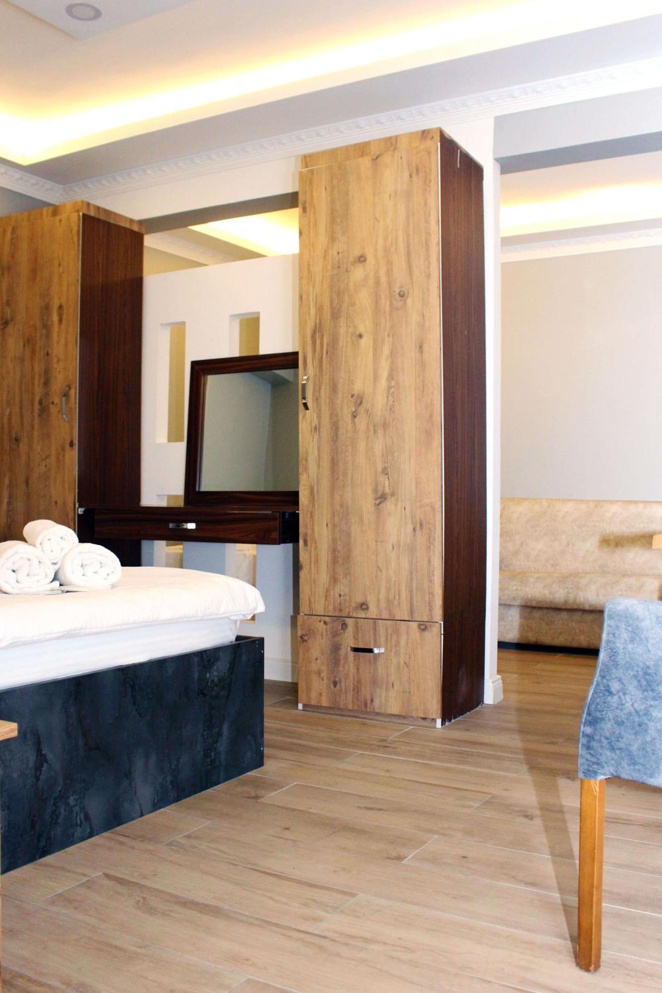 Biglife Otel