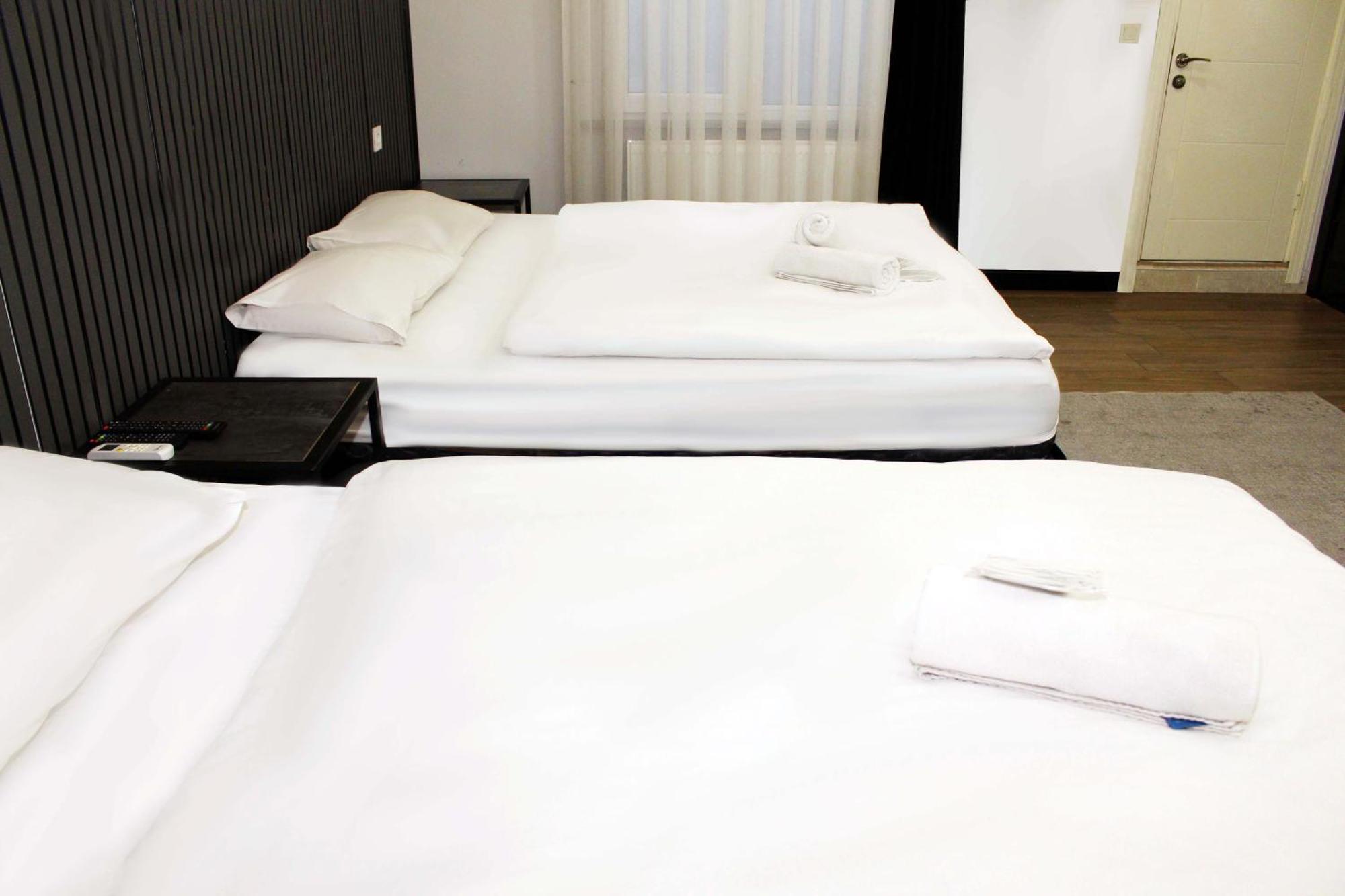 Hotel Biglife *